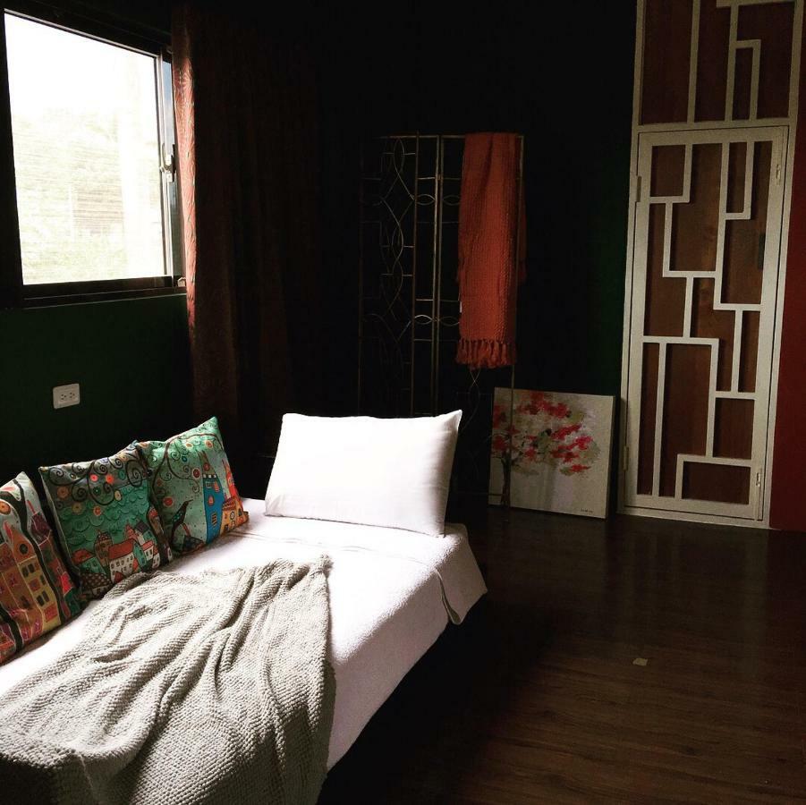 麵包樹舍 Breadfruit B&B Guangfu Zewnętrze zdjęcie